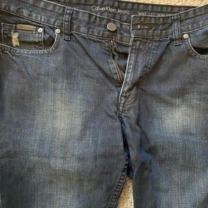Calvin Klein distress jeans 33” w 32” inseam / slim stretch